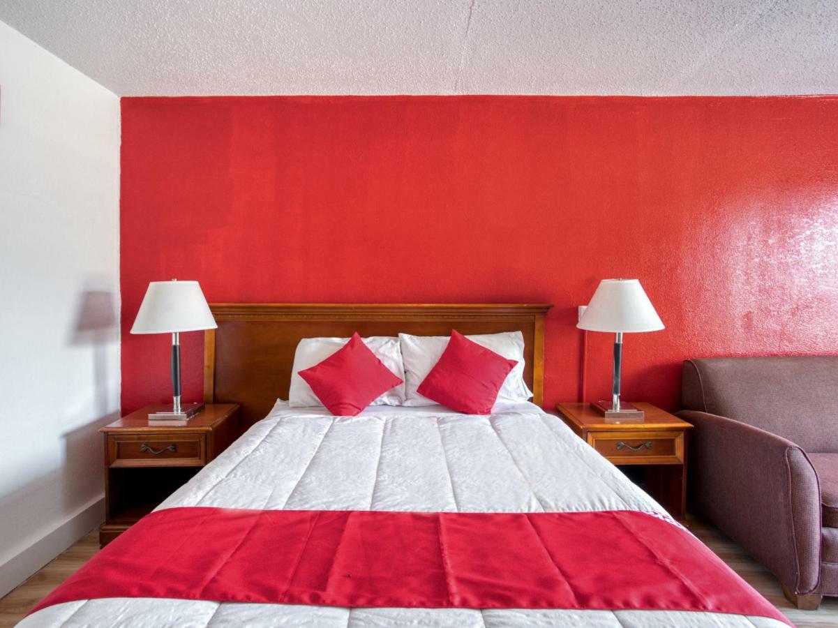 Oyo Hotel Columbia Sc West West Columbia Dış mekan fotoğraf